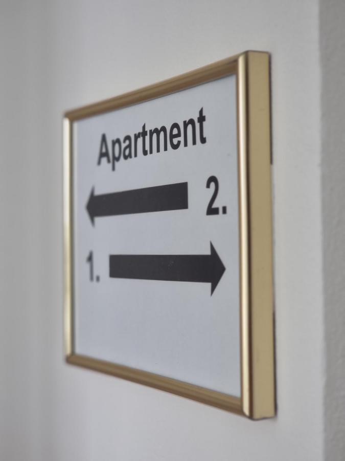Spacious Apartment Near Hockey And Football Arena Pressburg Exterior foto